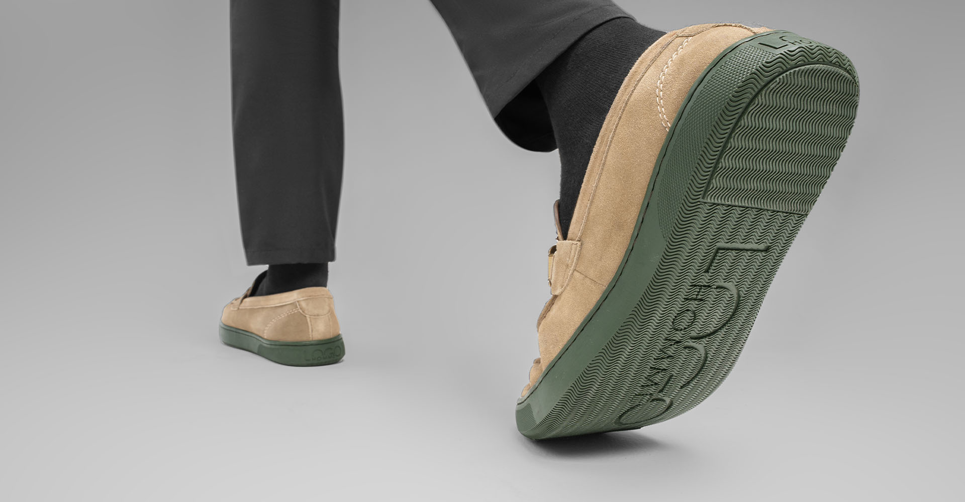 Sneakers vs. Loafers – Which Casual Shoe Style Rules 2025?