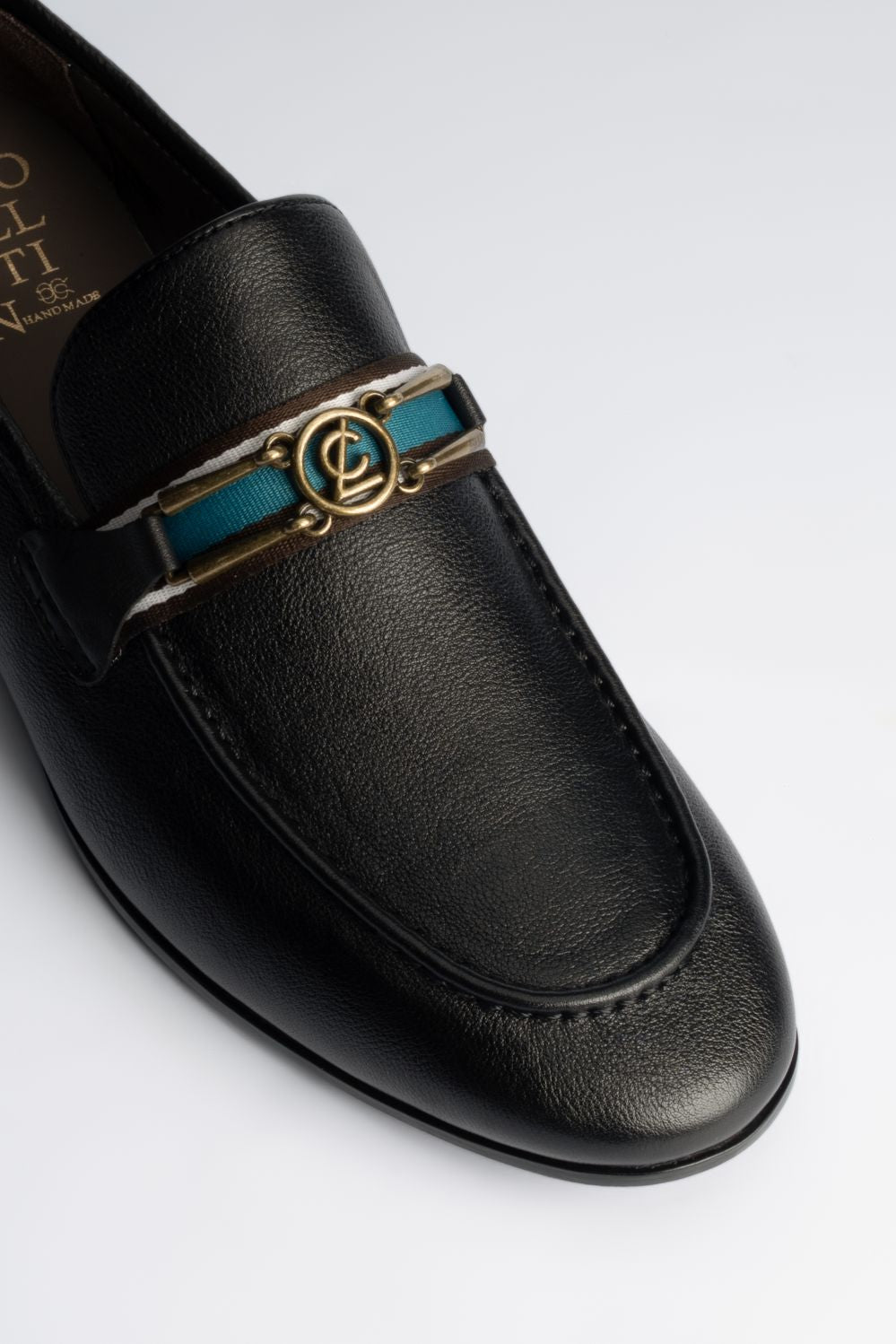 LOGO SEVERIANO LOAFER