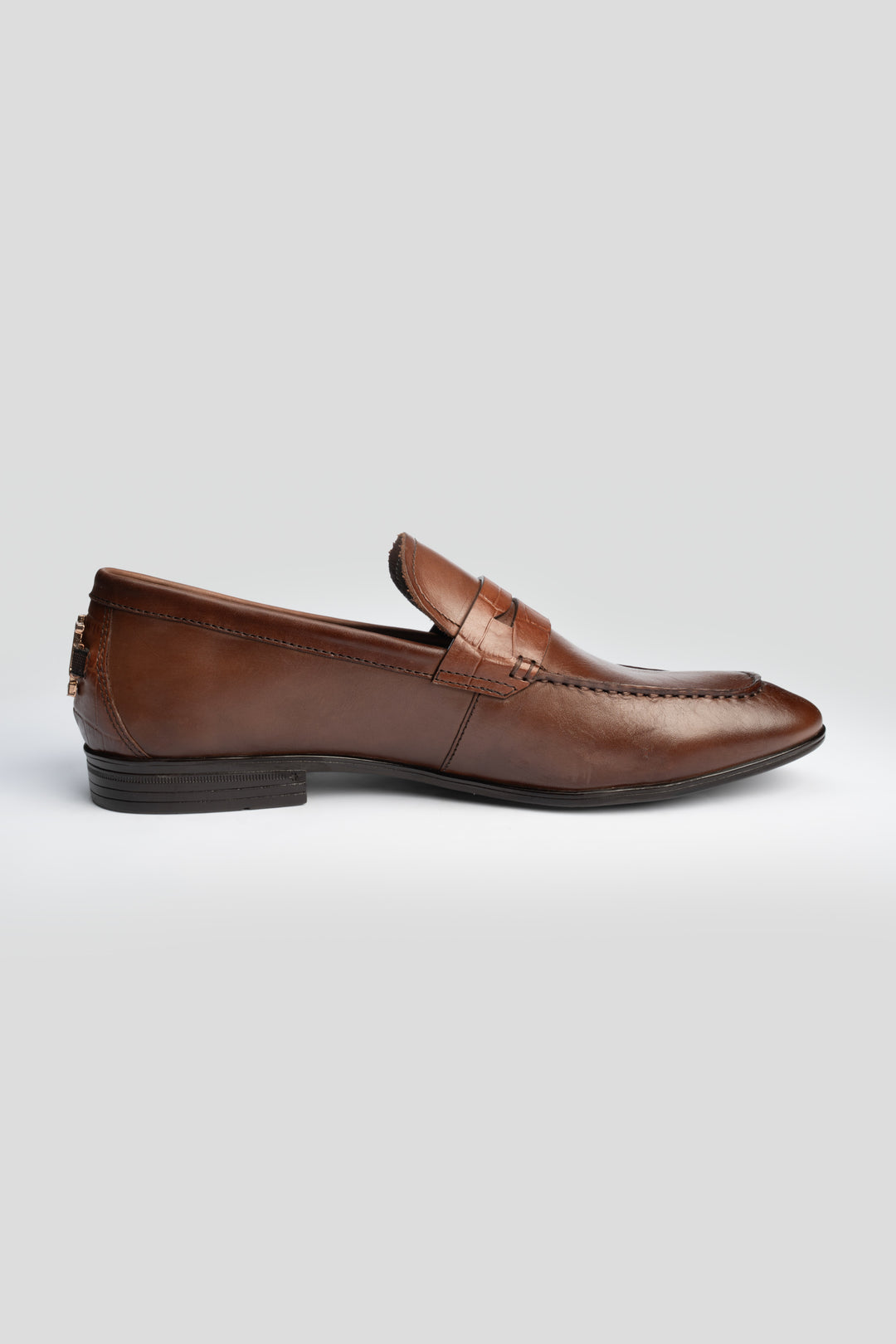 LOGO BELLALUX LOAFER