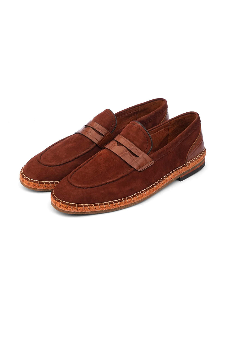 LOGO 11013 TAN