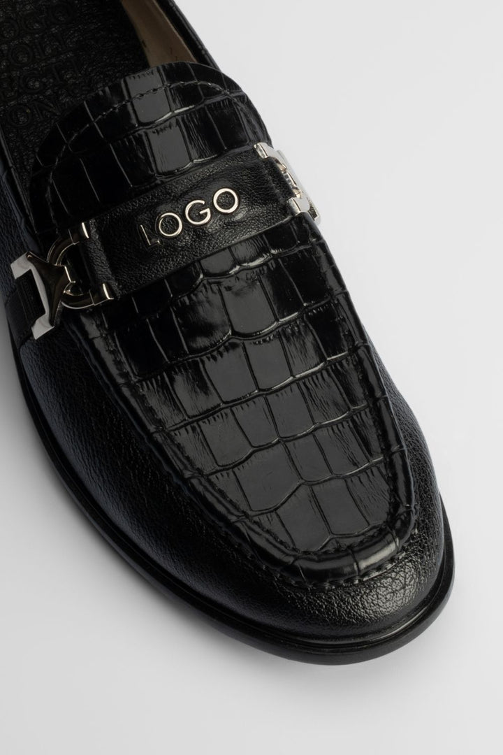 LOGO QUIETO MOCCASIN