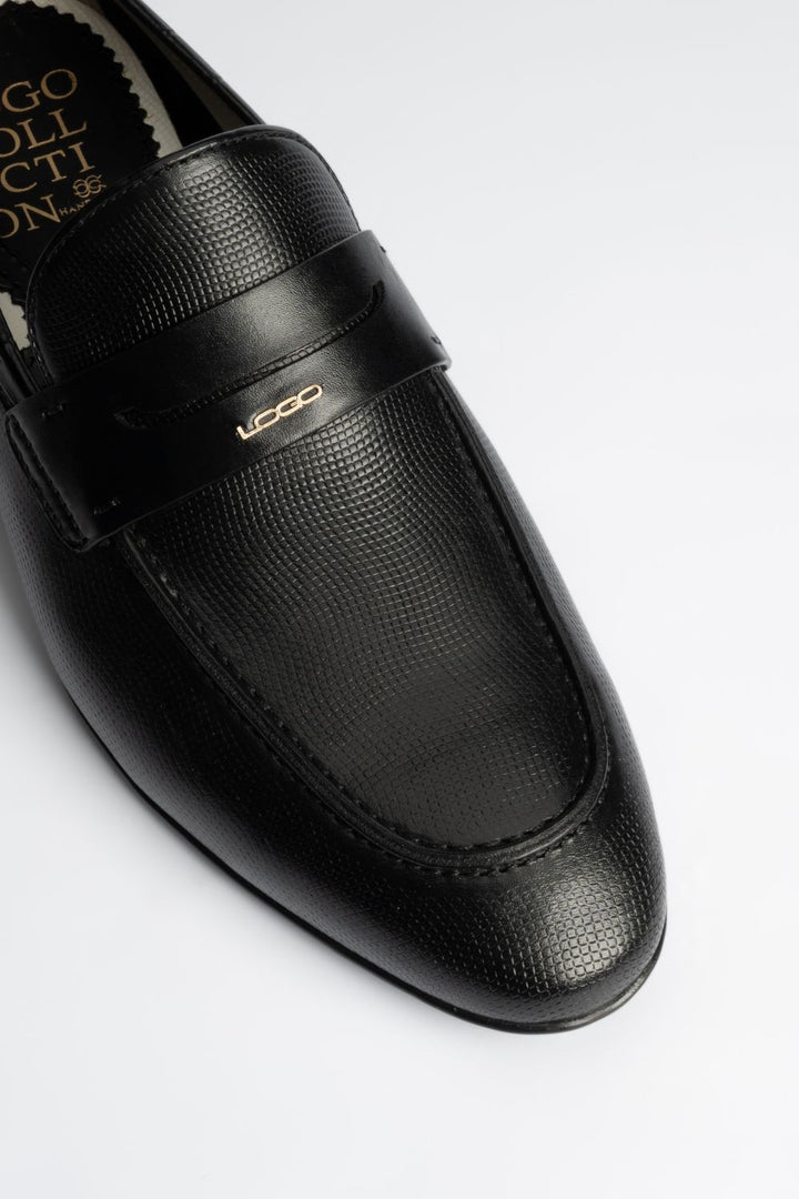 LOGO LUXE STRIDE LOAFER