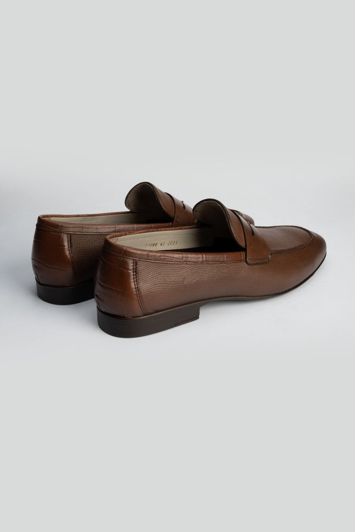 LOGO LUXE STRIDE LOAFER