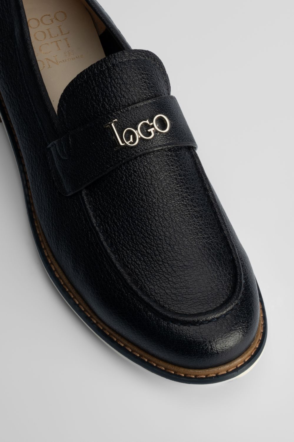 LOGO ASHMONTE LOAFERS