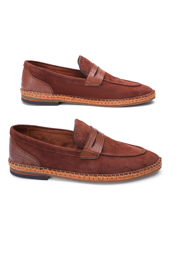 LOGO 11013 TAN