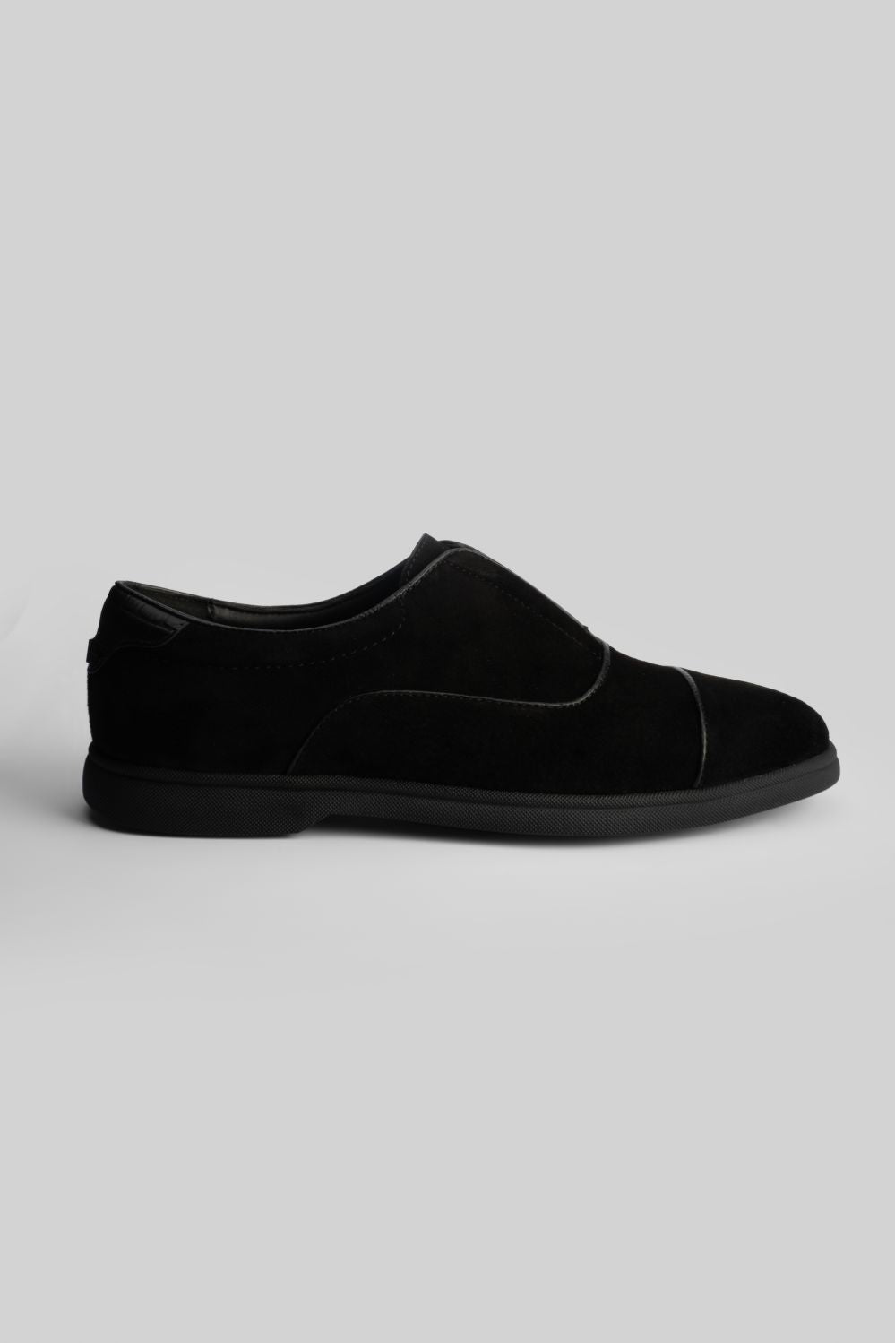 LOGO PARISAN SLIP ONS
