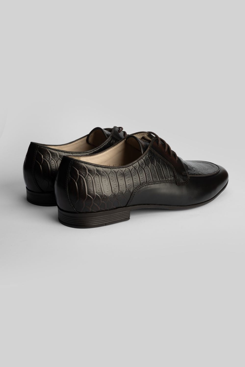 LOGO REDCREST LACE UPS