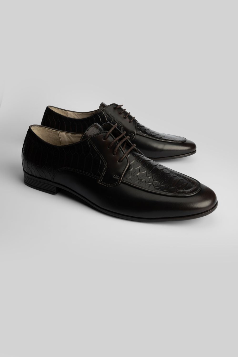 LOGO REDCREST LACE UPS