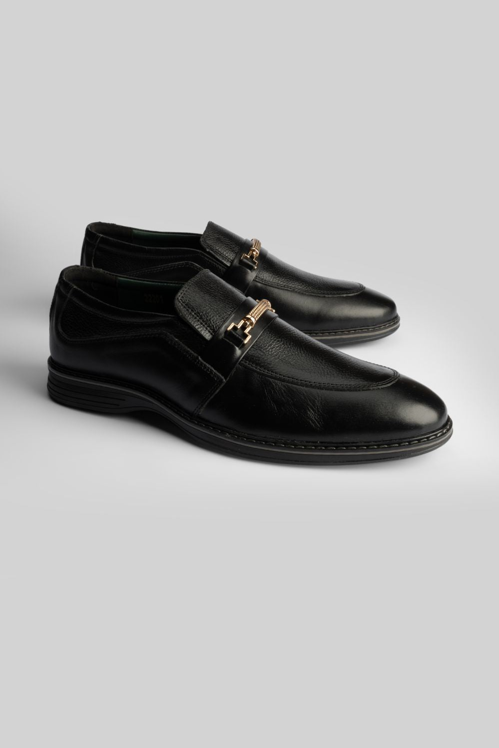 LOGO STEELCREST LOAFER
