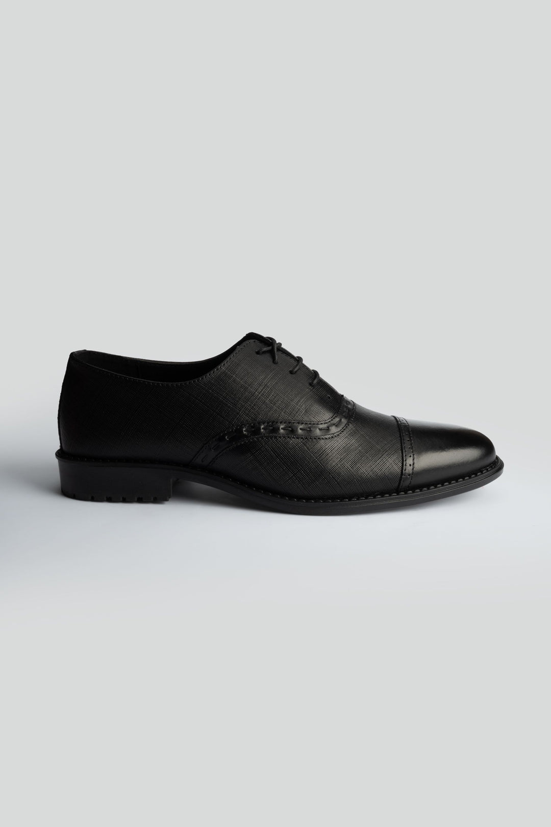 LOGO NEXARO LACE UPS