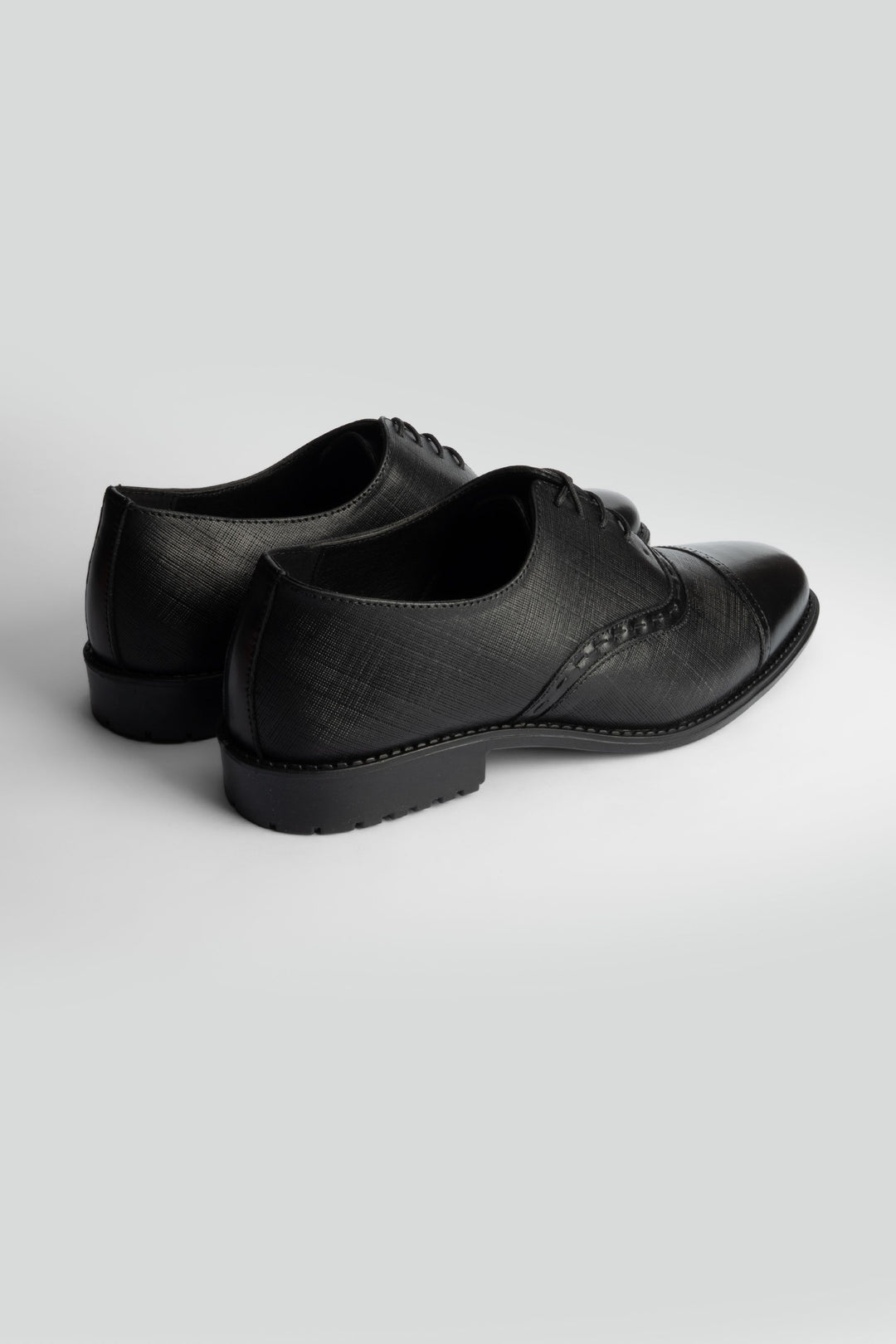 LOGO NEXARO LACE UPS