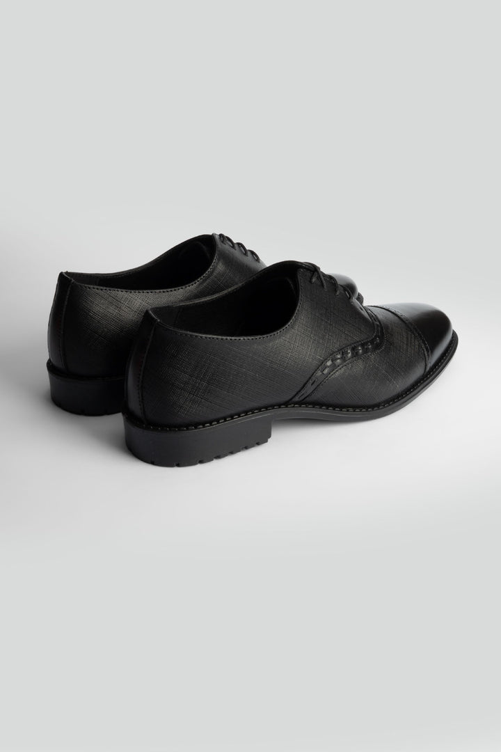 LOGO NEXARO LACE UPS