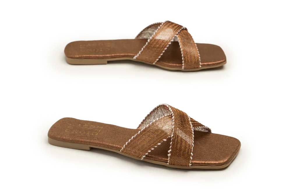OPIA GRAZIA EMBELLISHED SLIDES