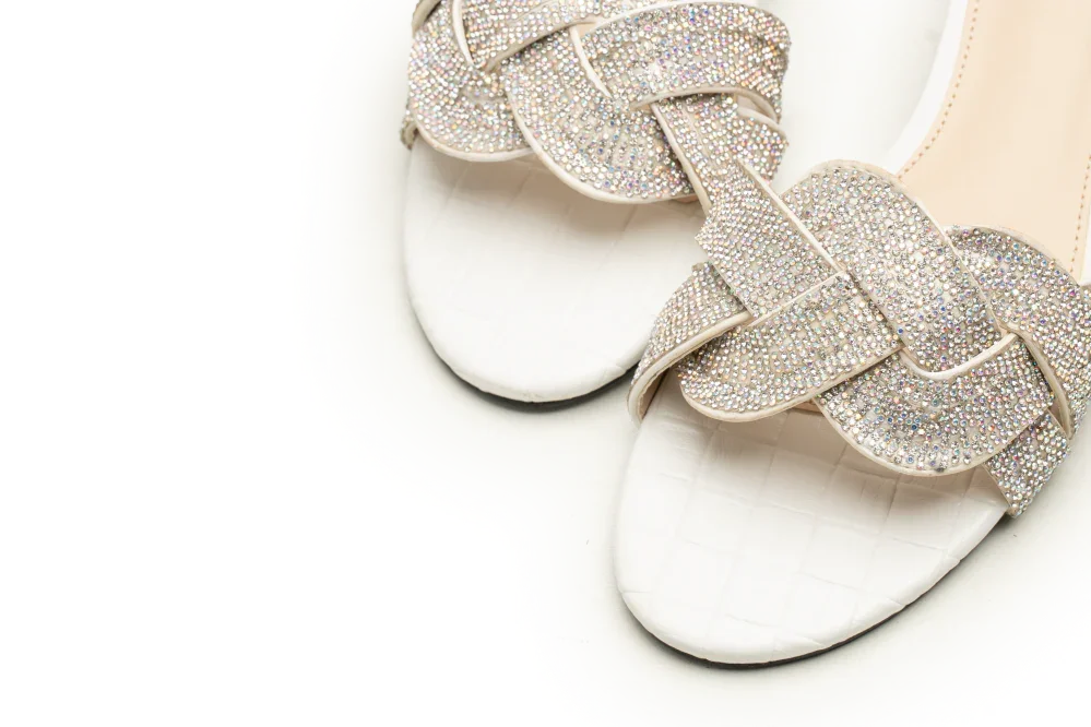 OPIA SPINEL EMBELLISHED SLIDES