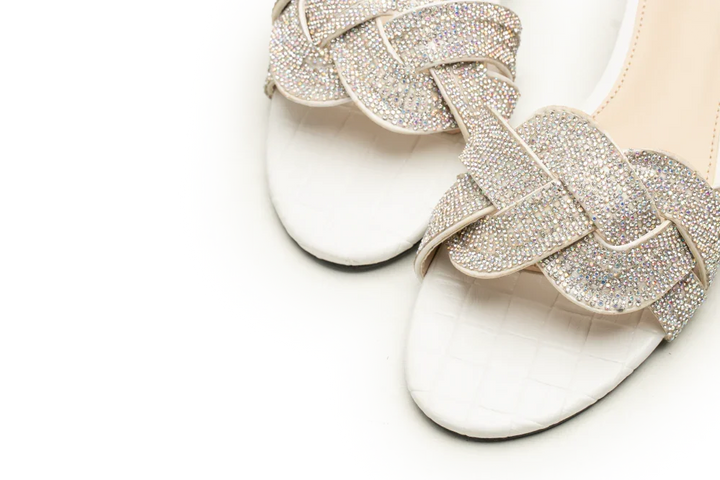 OPIA SPINEL EMBELLISHED SLIDES