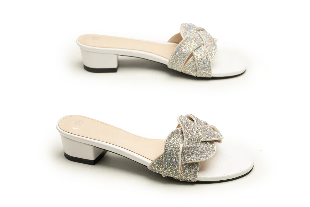 OPIA SPINEL EMBELLISHED SLIDES
