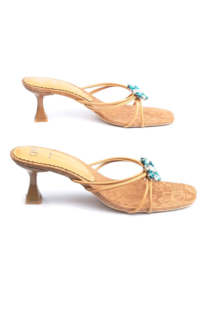OPIA ELVARA SLIDES