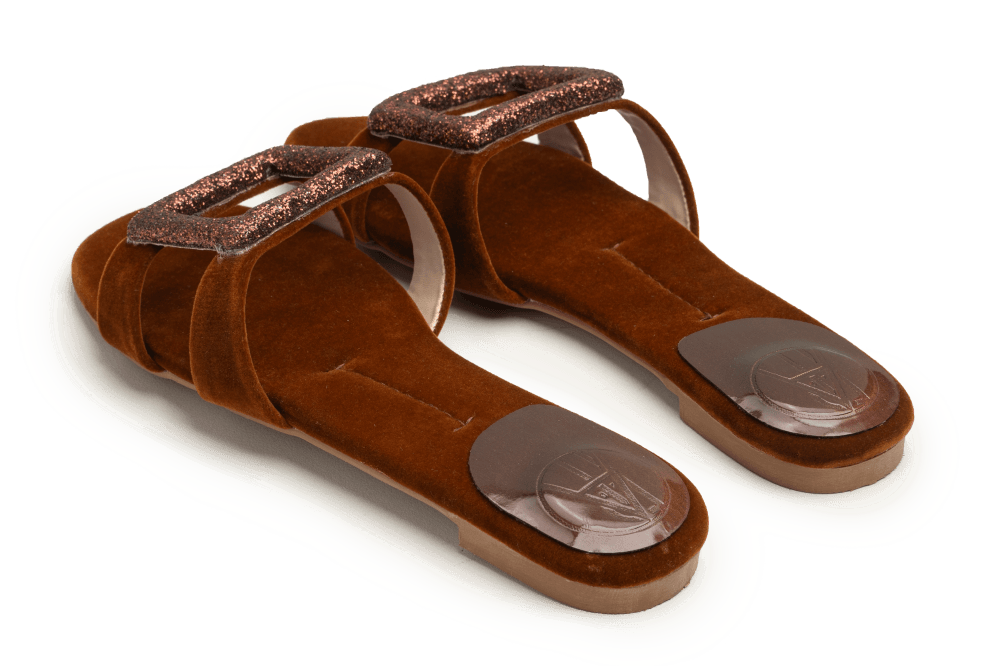 OPIA 9943 BROWN