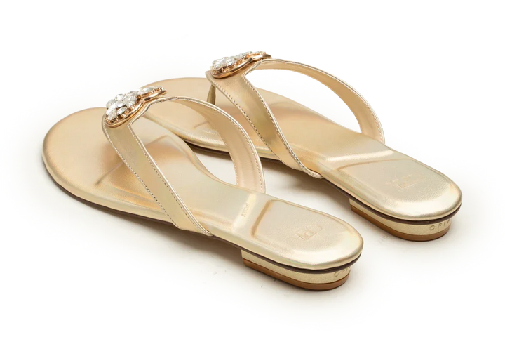 OPIA 9994 GOLD minimalistic gold flats with heart-shaped brooch and subtle rainbow hues
