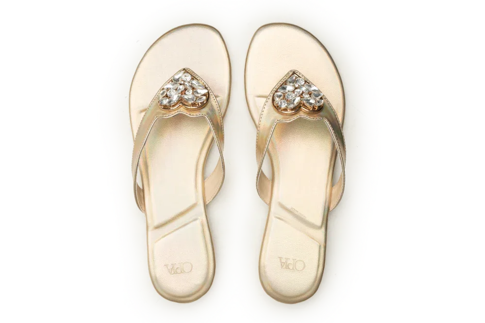Gold flat sandals with heart-shaped rhinestone brooch, OPIA 9994 GOLD