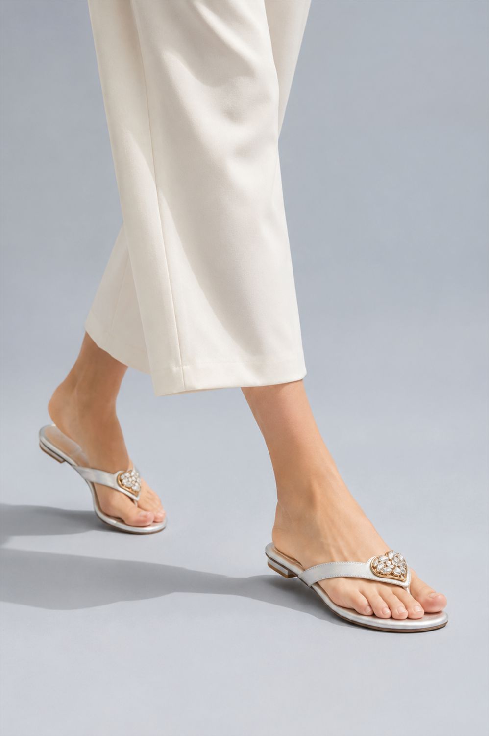 OPIA LA MARCHE EMBELLISHED SLIDES