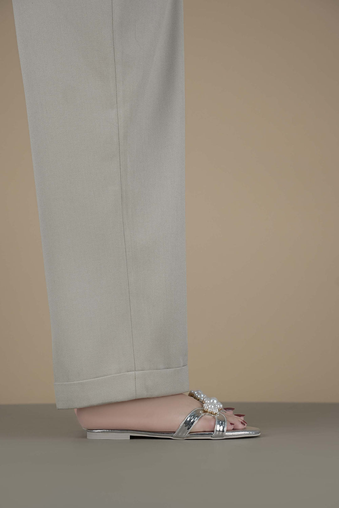 OPIA MILANE EMBELLISHED SLIDES