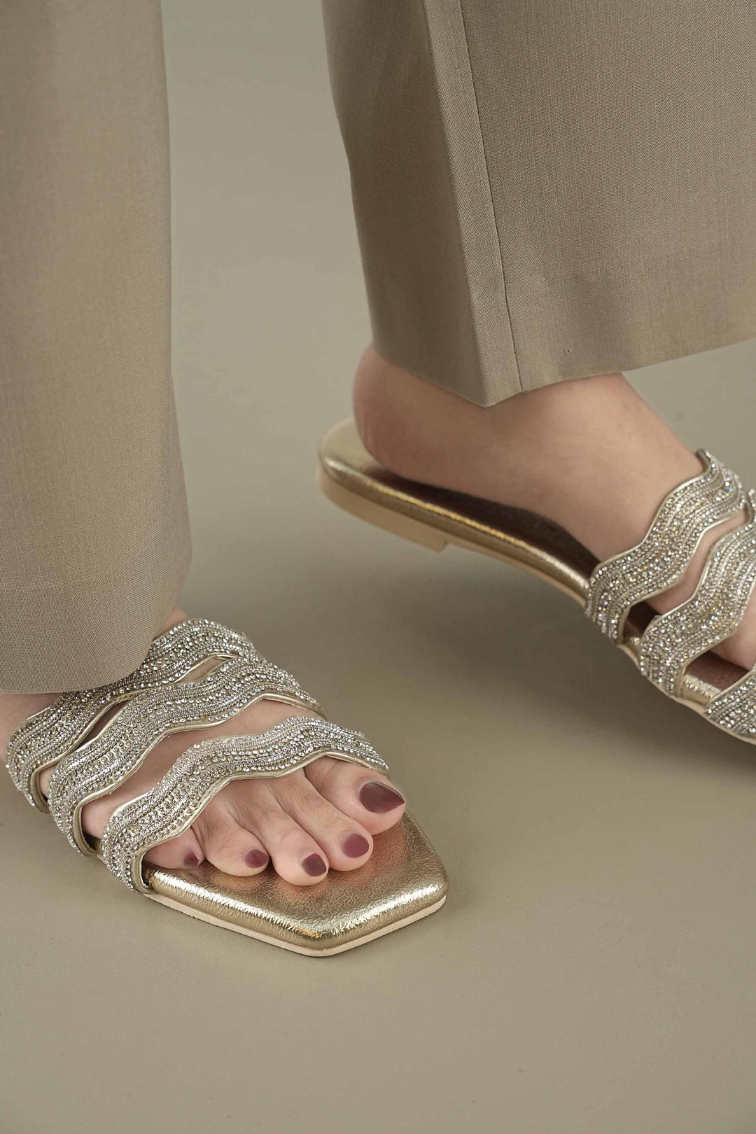OPIA RUBY EMBELLISHED SLIDES