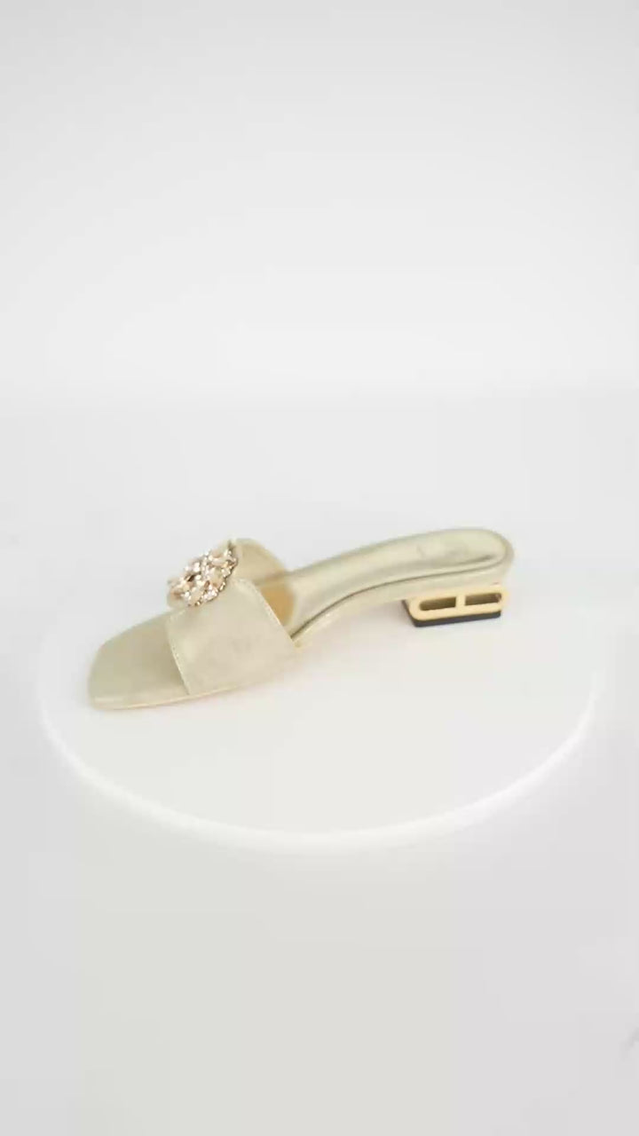 OPIA LORINA SLIDES